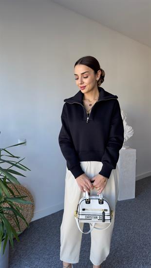 Dik Yaka Siyah Fermuarlı Sweat