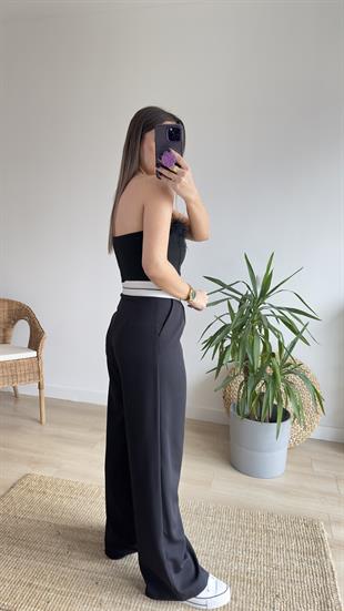 Siyah Otriş Detaylı Büstiyer