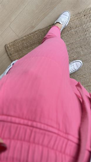 Pembe Paçası Püsküllü Gabardin Pantolon