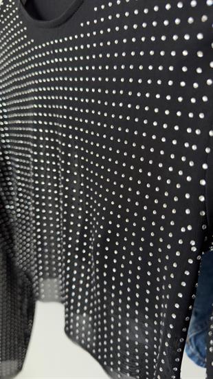 Mari Taşlı Siyah Bluz 