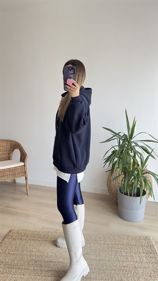 Gülücük Baskılı Şardonlu Lacivert Sweat