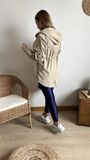 Yanları Düğme Detaylı Tasarım Trenchcoat