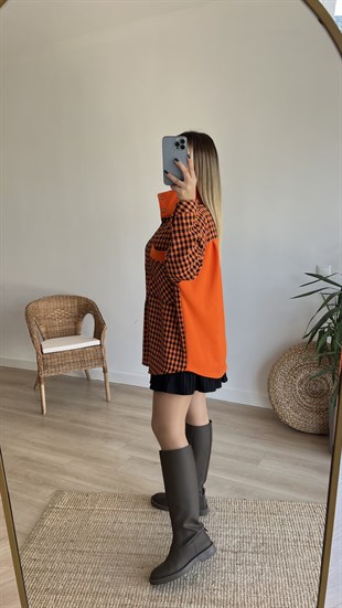 Harf Baskılı Turuncu Ekoseli Ceket