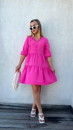 Taş Düğme Detaylı Pembe Volanlı Elbise