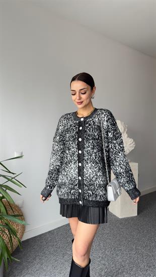 Parlak Taşlı Sakallı Triko Hırka
