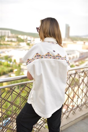 Zara Model Nakışlı Yelek