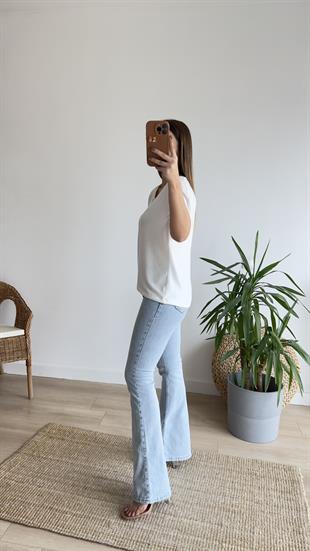 Ekru Yaka Ve Kol Desenli Bluz