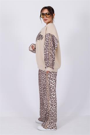 Kollar Leopar Garnili Yazılı Salaş Sweatshirt