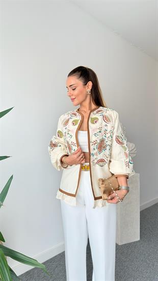 Lenzo Nakış Ve Pul Detaylı Tasarım Ceket
