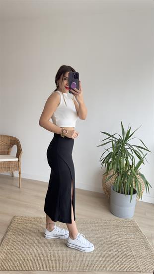 Yırtmaçlı Siyah Midi Etek