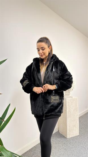 Naja Sırt Yazı Detaylı Kapüşonlu Peluş Mont