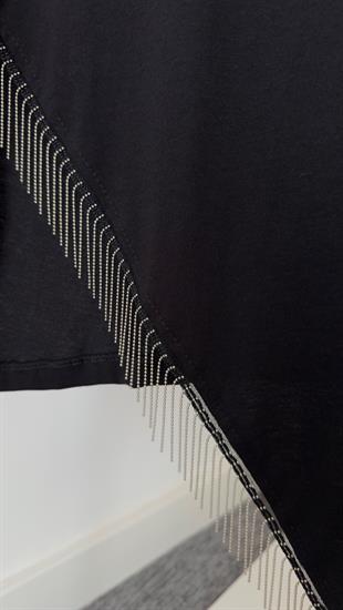 Zincir Detaylı Siyah Tshirt