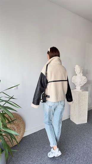 Arkası Dikiş Detaylı Kar Yıkama Jean