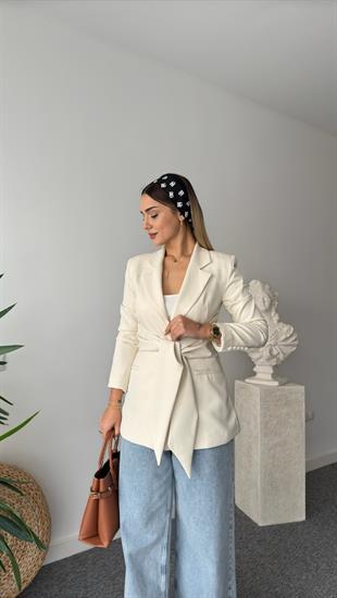 Flavi Kuşaklı Bej Blazer Ceket