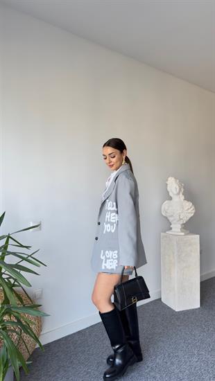 Graf Yazı Ve Baskı Detay Tasarım Çizgili Blazer 