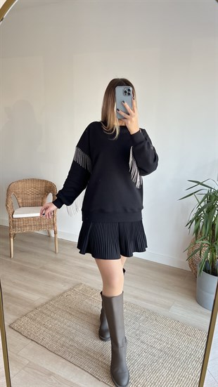 Kolları Zincir Detaylı Siyah Sweatshirt