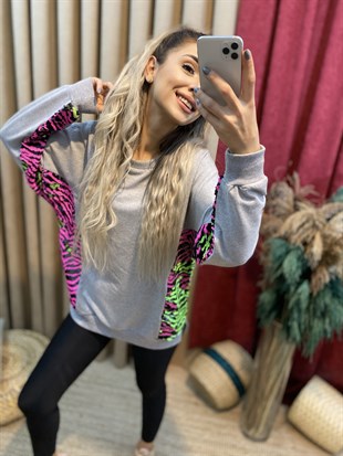 Gri Kolları Pullu Sweatshirt