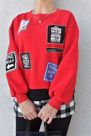 Etiket Detaylı Kırmızı Sweatshirt