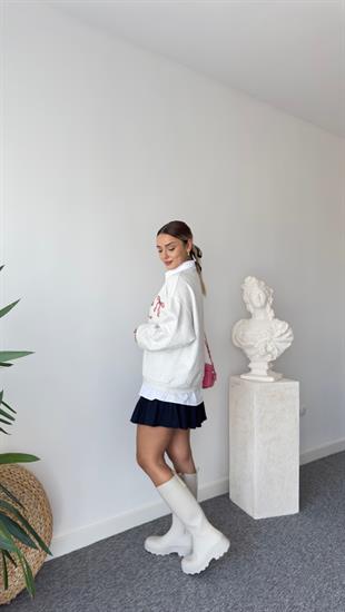 Nika Gömlek Detaylı Renkli Yazılı Gri Sweatshirt