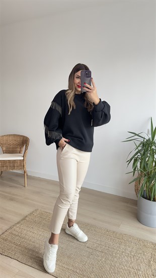 Sırt Detaylı Zincirli Tasarım Sweat