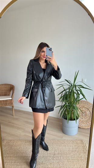 Beli Büzgülü Tasarım Deri Ceket