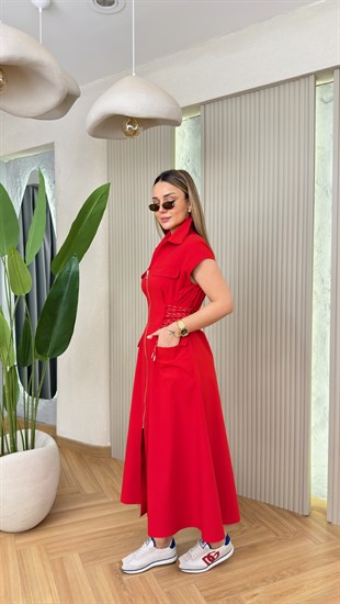 Kırmızı Yan Bağcık Detaylı Marka Model Elbise