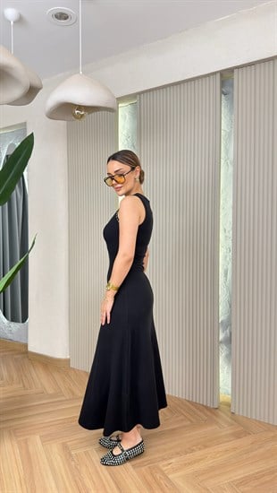Siyah Visla Taş Detaylı Örme Uzun Elbise