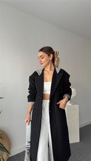 Çizgili Kapüşon Detay Sırt Yazılı Kaşe Kaban