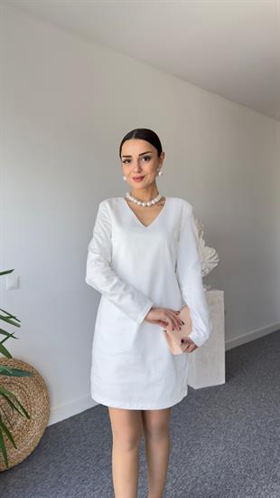 V Yaka Astarlı Beyaz Gabardin Elbise 