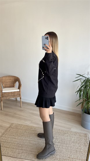 İnci Detaylı Siyah Sweatshirt