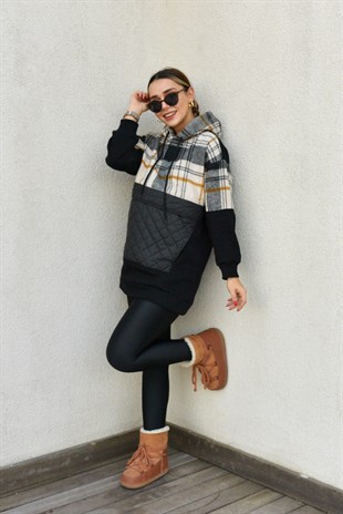 Kapitone Detaylı Siyah Sweatshirt	