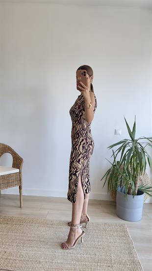 Belis Bordo Bej Desenli Yırtmaçlı Elbise 