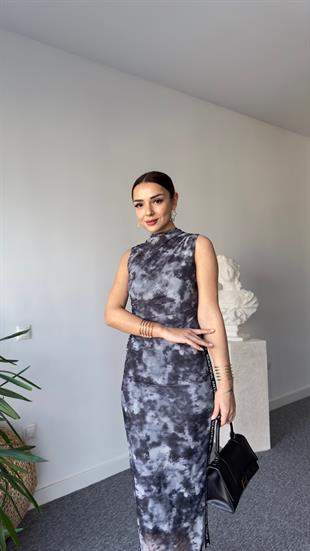 Yan Yazılı Batik Desen Sandy Elbise