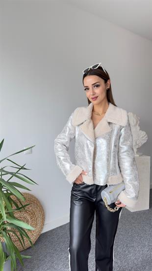 Gümüş Varaklı İçi Kürklü Biker Mont