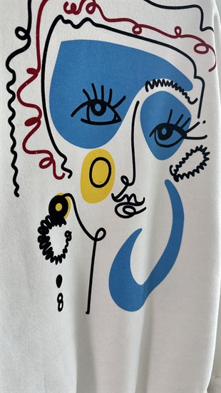 Sırt Baskılı Beyaz Kapüşonlu Sweatshirt