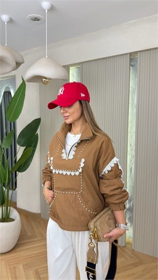 Camel Dantel Detaylı Astarlı Tasarım Sweatshirt