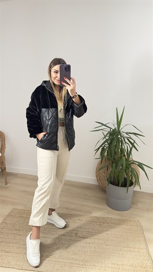 Peluş Detaylı Kapitone Mont