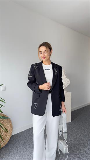 Taş Yazı Detaylı Siyah Tasarım Blazer