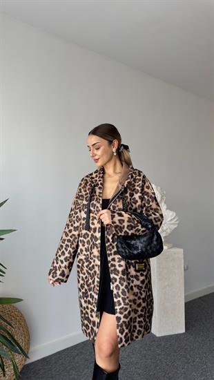 Arma Gold Detaylı Süet Leopar Kaban