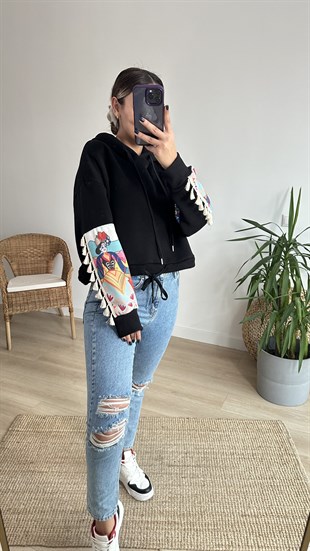 Kolları Baskılı Siyah Şardonlu Sweat
