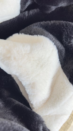 Ekru Şerit Detaylı Siyah Peluş Mont