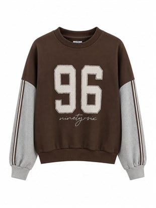96 Yazılı Şerit Detaylı Sweatshirt
