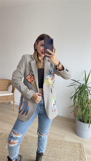 Tasarım Yazı Detaylı Blazer Ceket