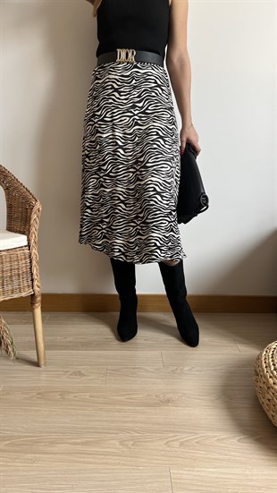 Zebra Desenli Saten Etek