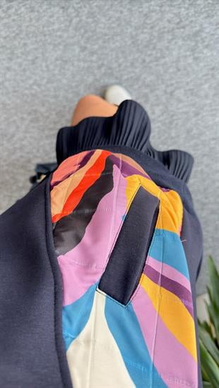 Cepleri Renkli Lacivert Sweatshirt