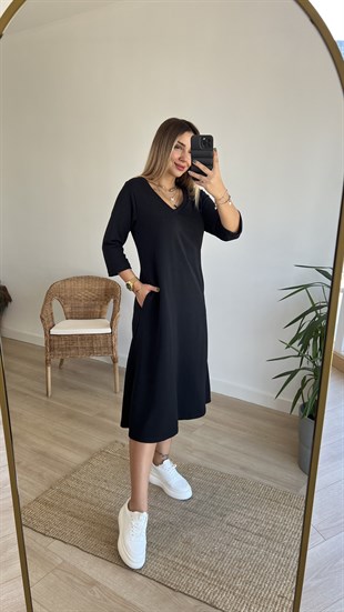 Siyah Yarım Kol V Yaka Basic Elbise