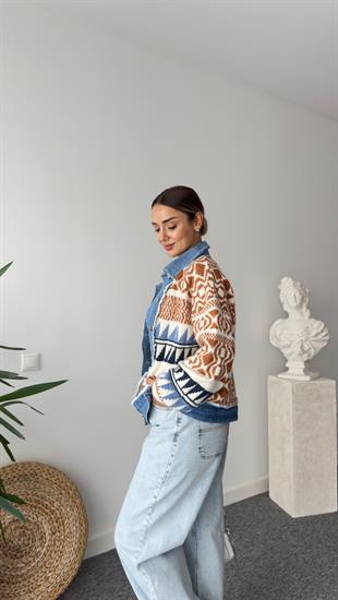 Kot Detay Karışık Desen Tok Doku Hırka