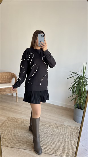 İnci Detaylı Siyah Sweatshirt