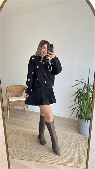 Taşlı Siyah Sweatshirt
