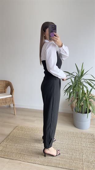 Triko Detaylı Beyaz Gömlek